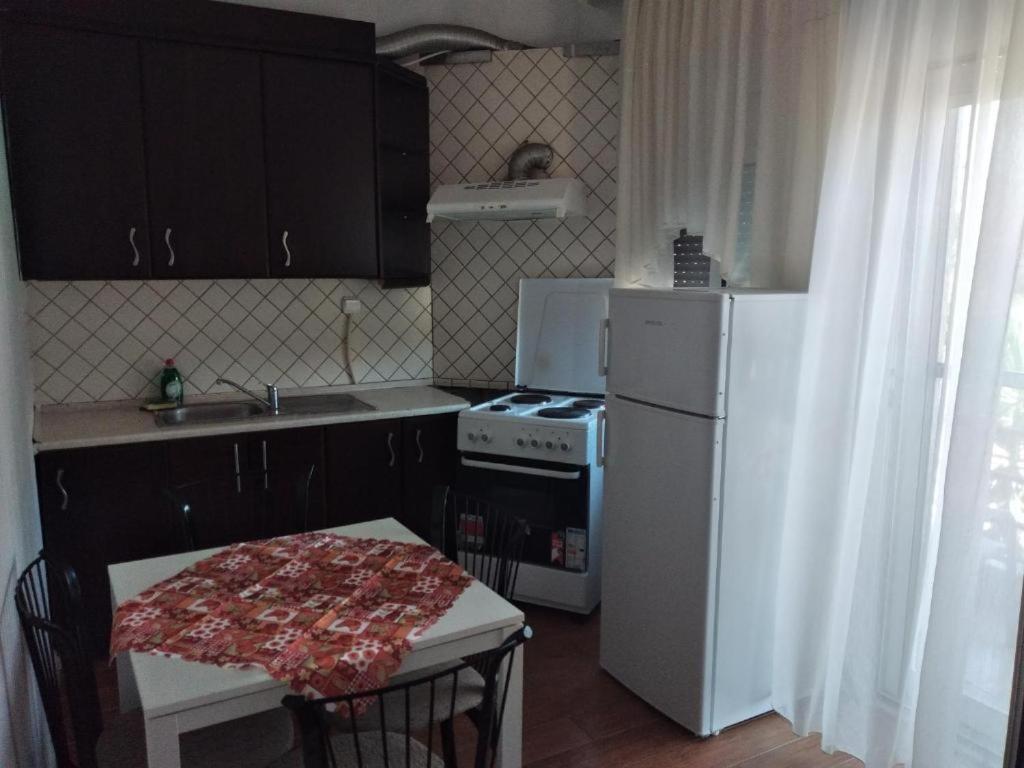 Ariadne Apartments Неа-Миханиона Экстерьер фото